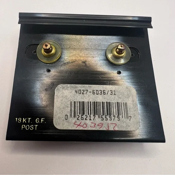 New Old Stock Vintage Anne Klein Chunky Gold Tone Pierced Earrings - Picture 3 of 5